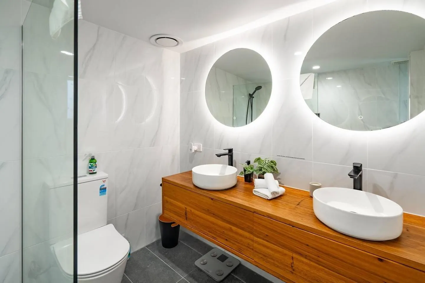 Shara Stunning Ocean Views And Modern Comfort Alexandra Headland